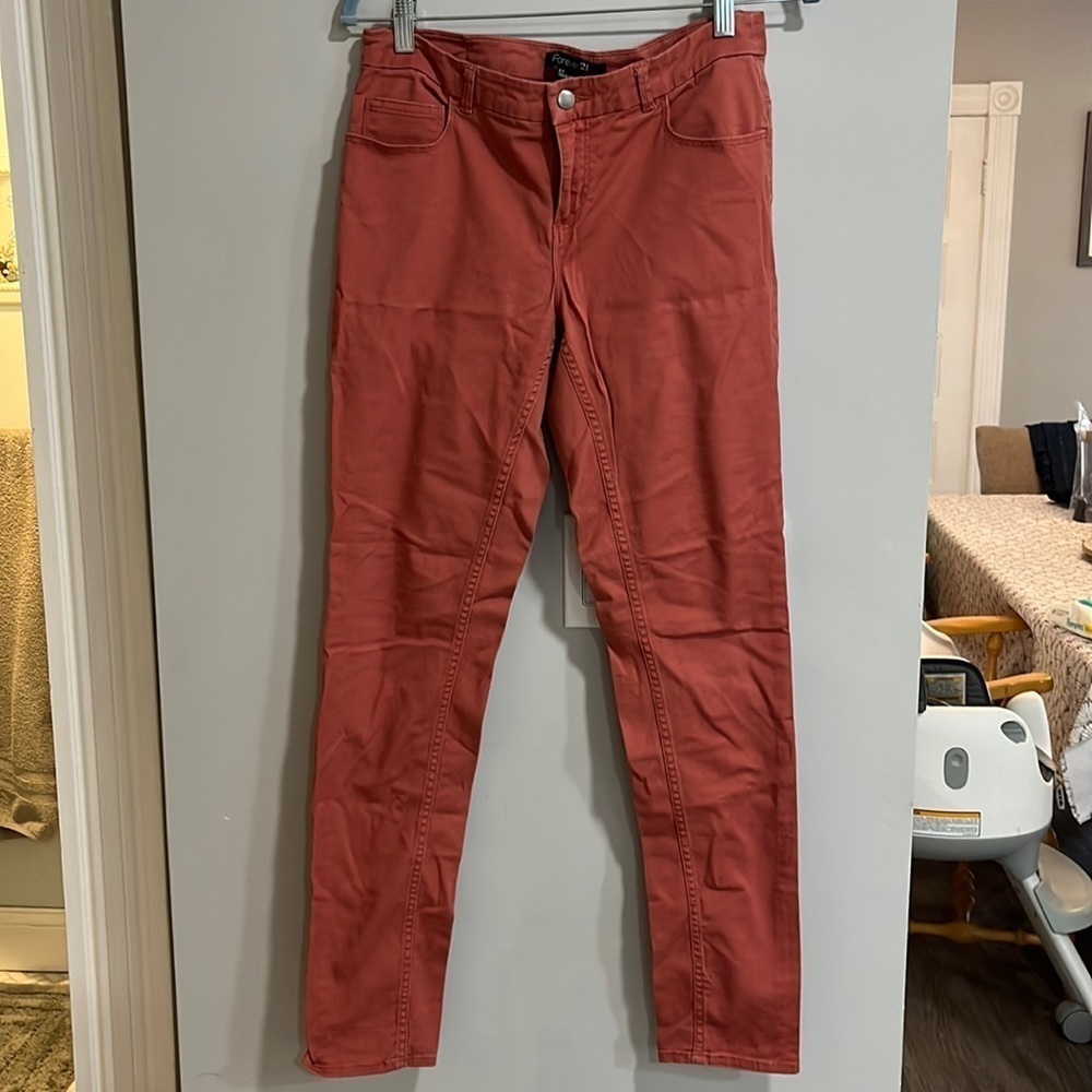 ⭐️6 for $35 - Mix & Match⭐️ Forever 21 Coral Chino Skinny Pants